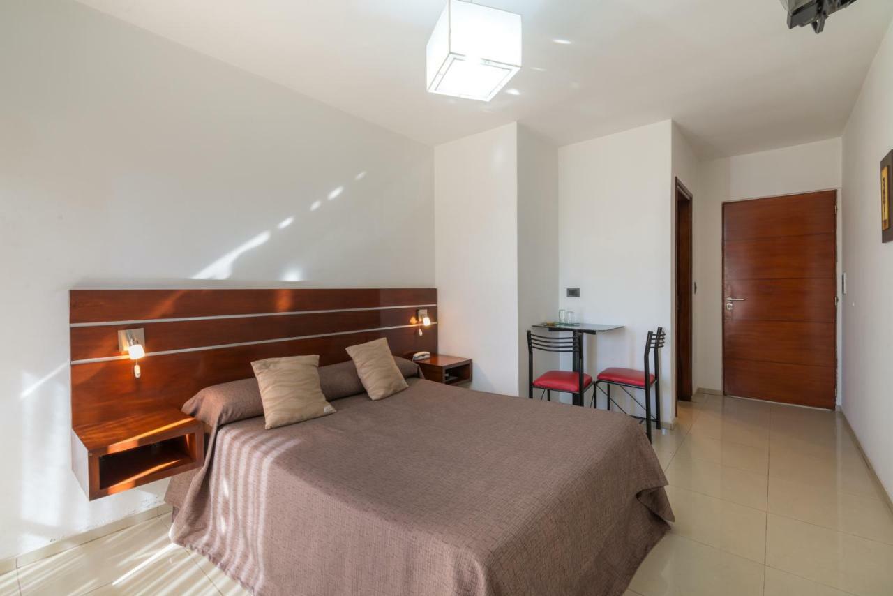 Hotel Ritz Alta Gracia Extérieur photo